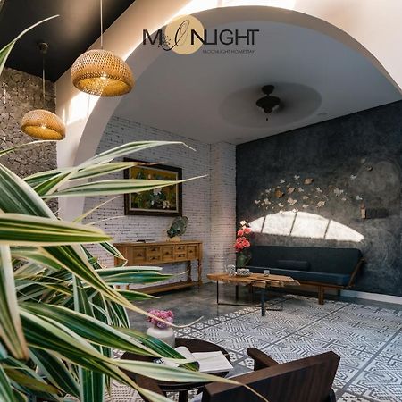 Moonlight Hotel Phan Thiết Buitenkant foto